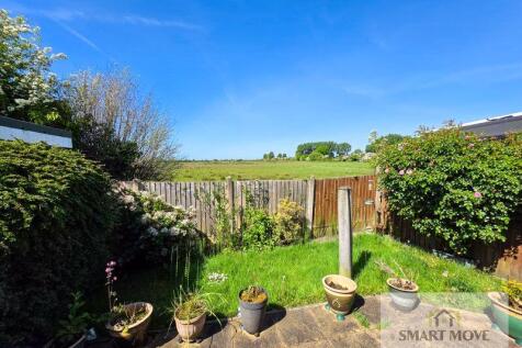 Rear Garden &amp; Outlook