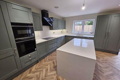 EXAMPLE Kitchen 4
