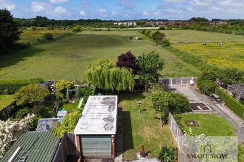 Rear Garden &amp; Outlook