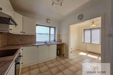 Open Plan Kitchen / Breakfast Room