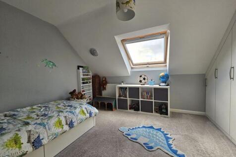 Bedroom Two (2nd Floor)