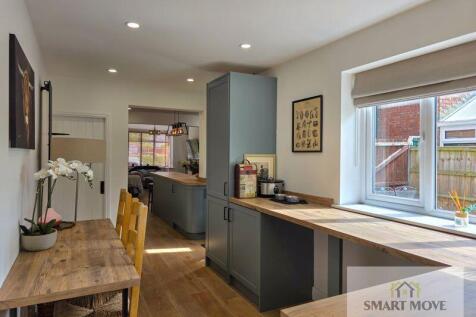 Breakfast Room