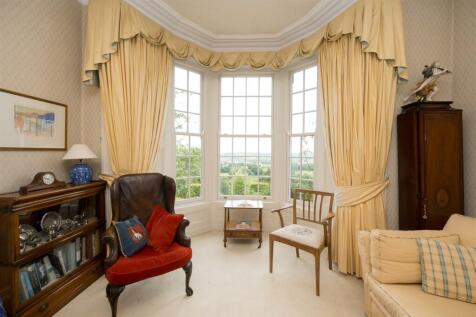 sitting room bay