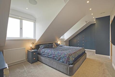 BEDROOOM 1
