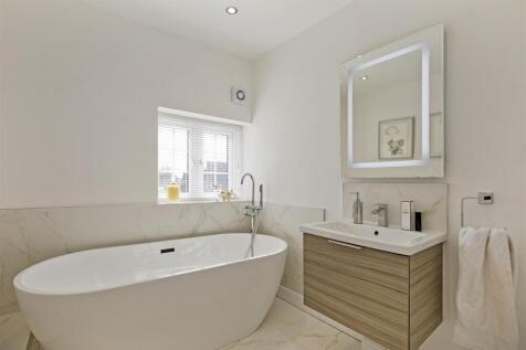 HOUSE BATHROOM