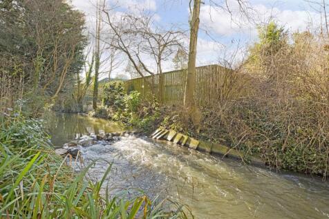 RIVER TUTT
