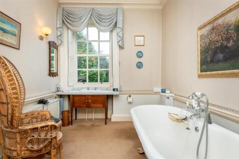 _House Bathroom