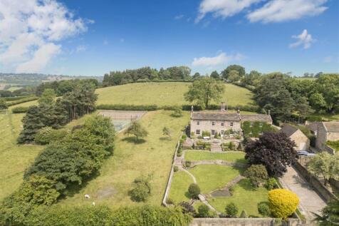 Aerial of hall and grounds