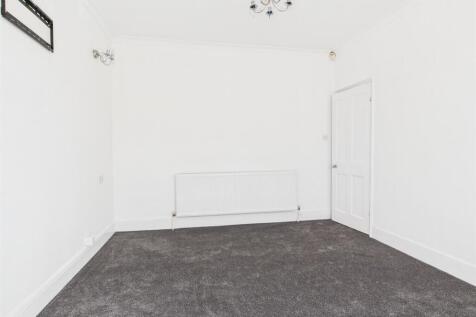 CAM02086G0-PR0624-STILL002.jpg