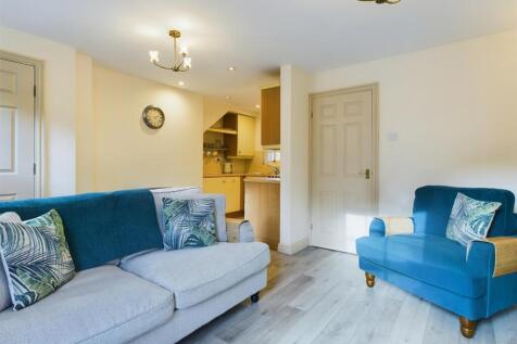 Lounge/Kitchen