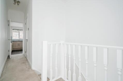 98d0ebf9-b22b-ee11-9