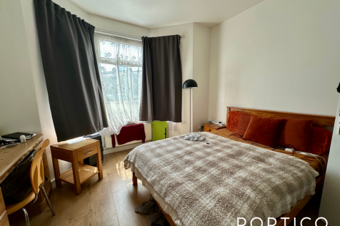 Bedroom (1)
