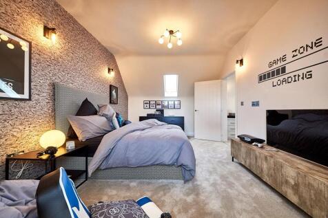 Two double bedrooms on the 2nd floor ideal for teenagers