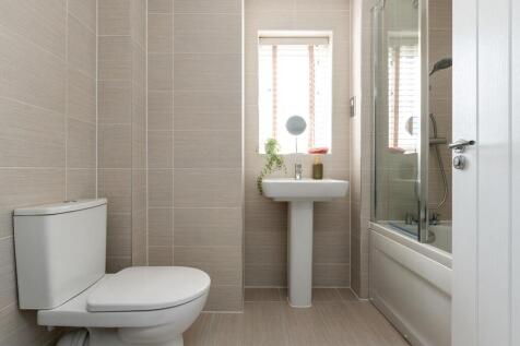 Family-friendly bathroom