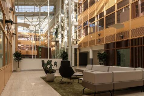Atrium8.jpg