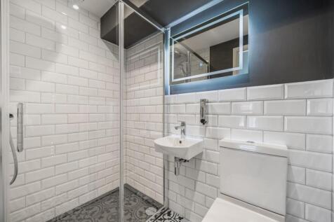 Primary Bedroom Ensuite