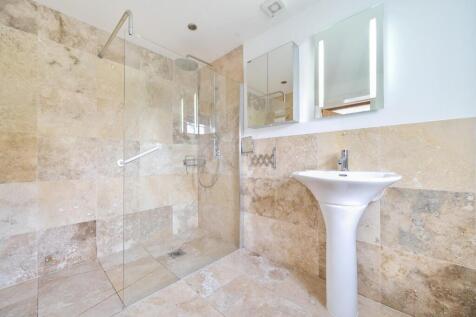 Guest House Shower Room