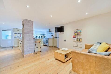 Kitchen/ Additional Living Space