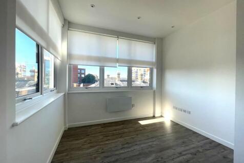 Living Area Pic1.jpg