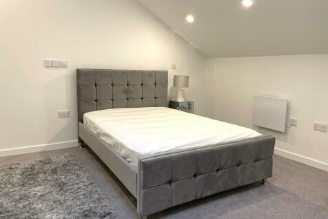 Bed1Pic2.jpg