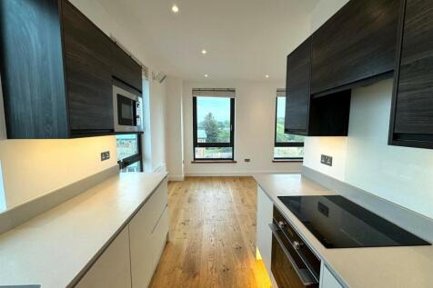 Kitchen pic 4.jpeg