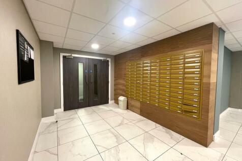 Foyer.jpg