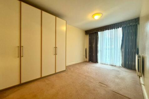 Bedroom 1.jpeg