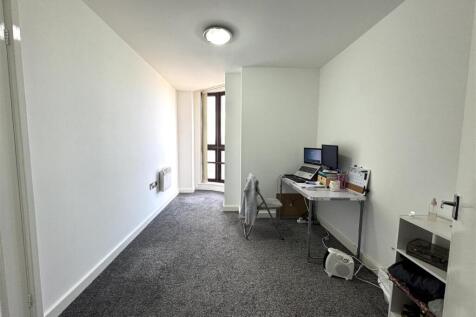 Bedroom 2.jpg
