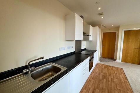 Kitchen pic 1.jpeg