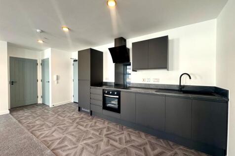 Kitchen pic 1.jpeg