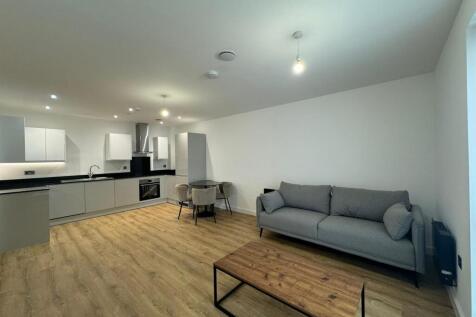Living room pic 3.jpeg