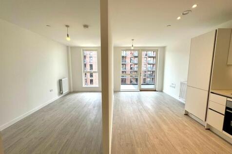 Split living area.jpeg