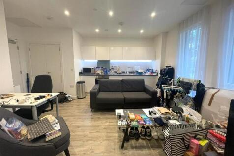 Liv Rm.jpg