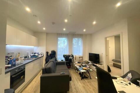 Living Room .jpg
