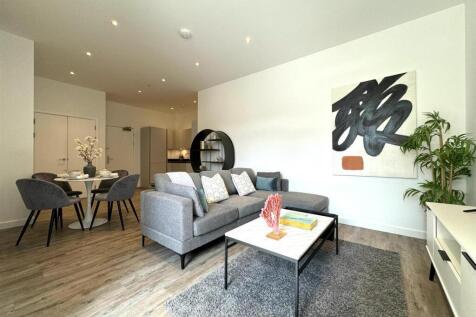 Living area pic 8.jpeg