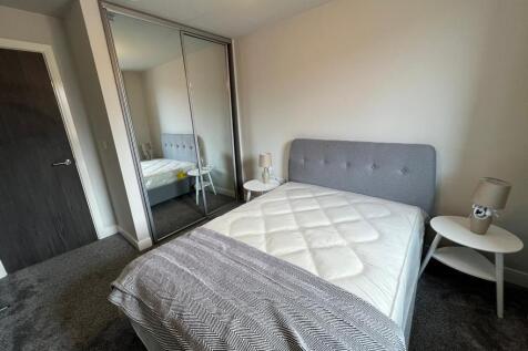 Bed 2 pic 2.jpg
