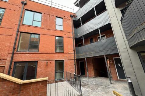 Outside pic 1.jpg
