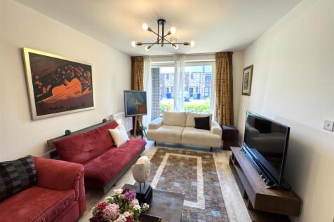 Living area.jpeg