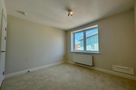 18 bedroom pic 2.jpeg