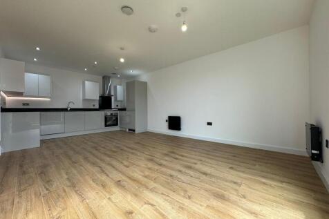 Living room pic 2.jpeg