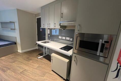 Melbourne 121 accessible unit 4.jpg