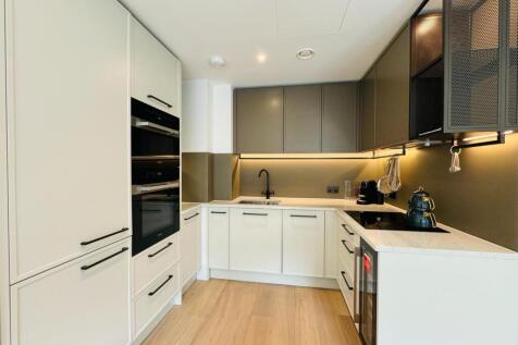 Kitchen pic 1.jpeg