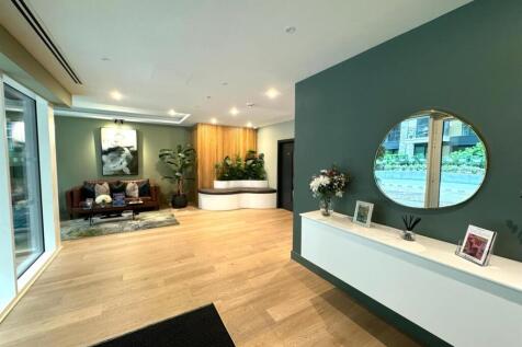 Entrance hall.jpeg