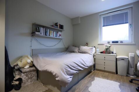 117 Jesmond bed.JPG