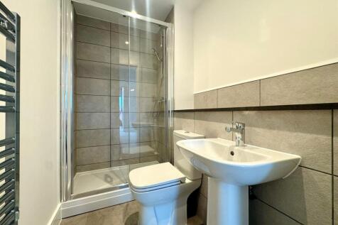 Ensuite.jpeg