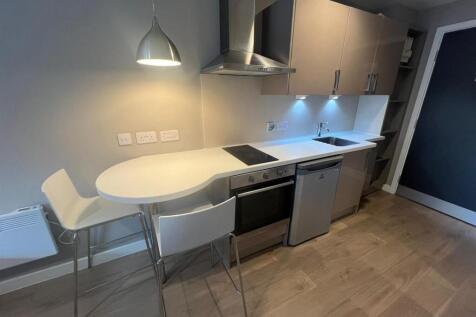 431 Kitchen.jpeg