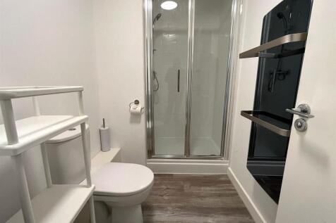 Bathroom.jpeg