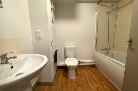 Bathroom.jpg