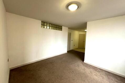 Living room pic 2.jpeg