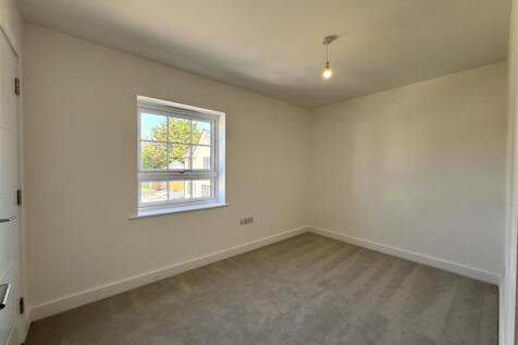 Bedroom 2.jpeg